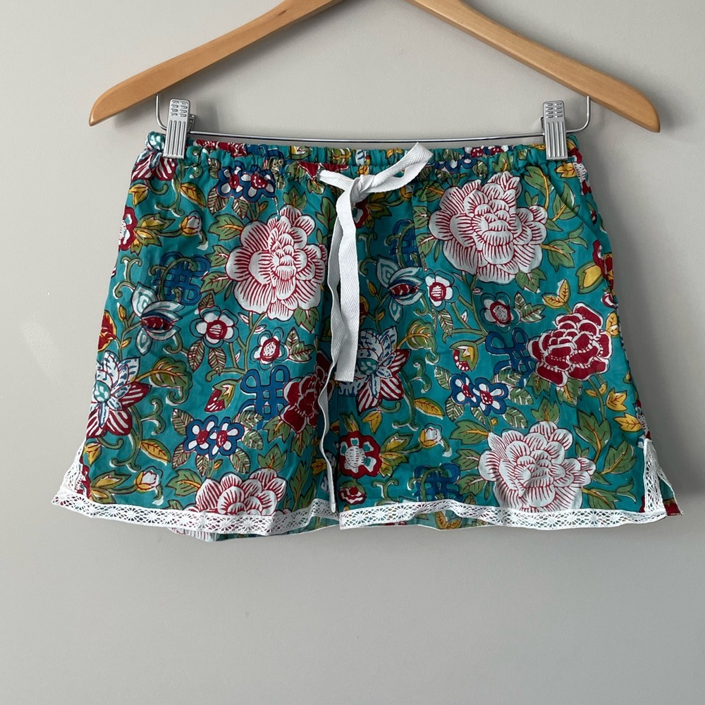 Exclusively for Signal floral colorful draw string pajama shorts small